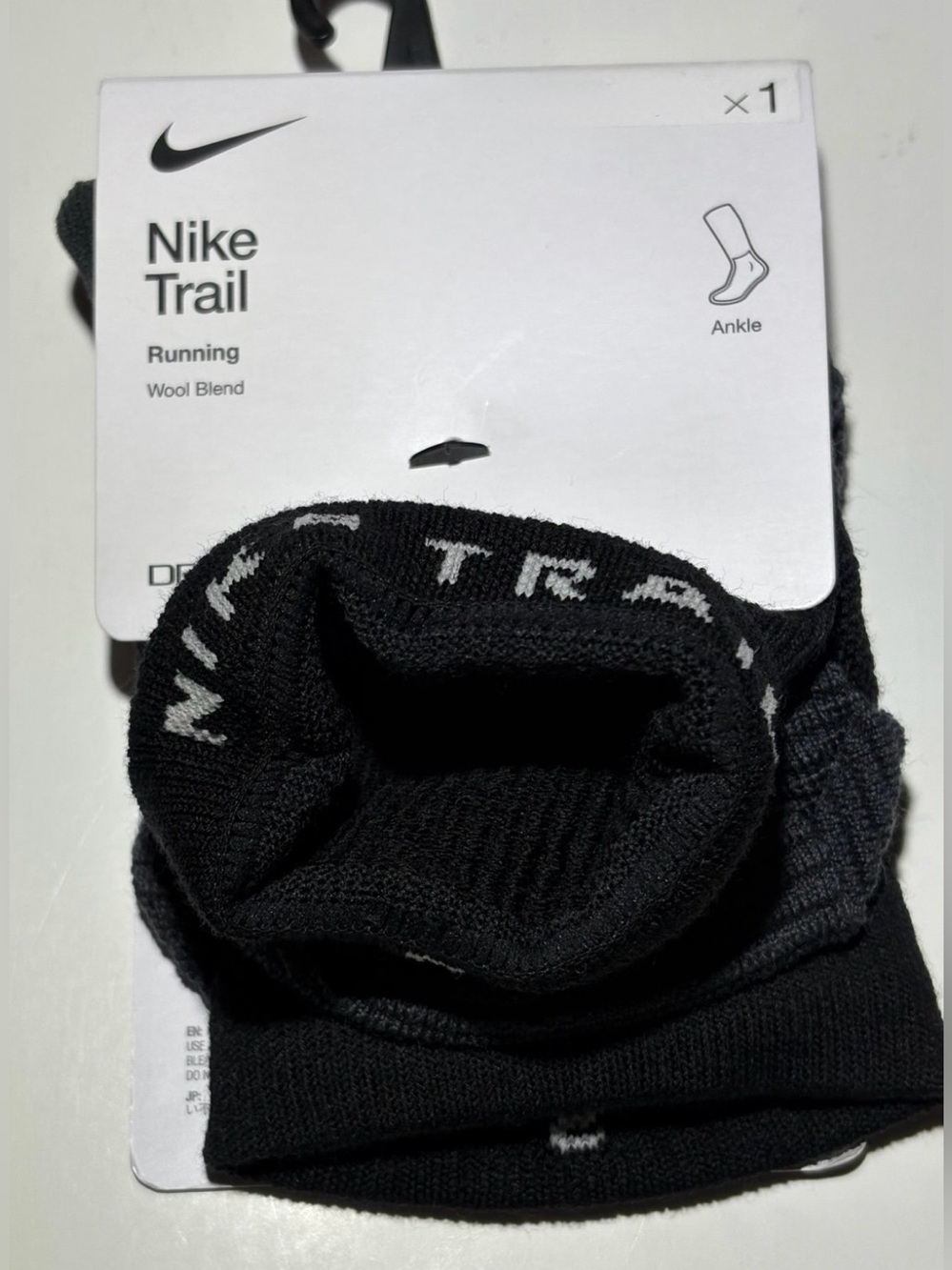 Nike Trail Dri-FIT Ankle Running Socks - Black with White Swoosh - Picture 2 of 11